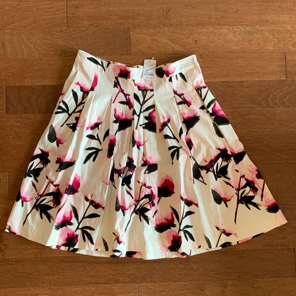NWT Le Château Circle Skirt